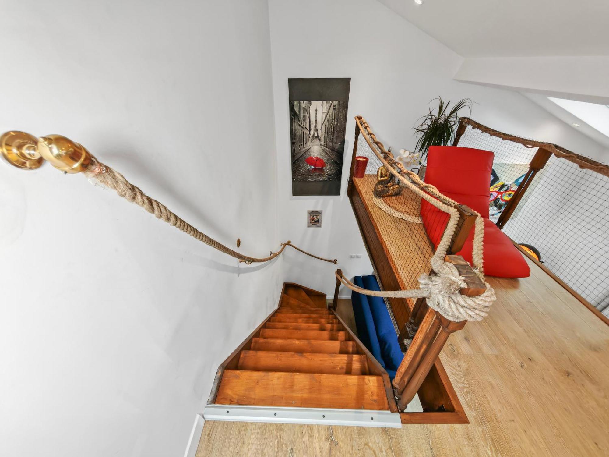Apartment Loft Duplex A 2 Min De Paris - Parking Gratuit